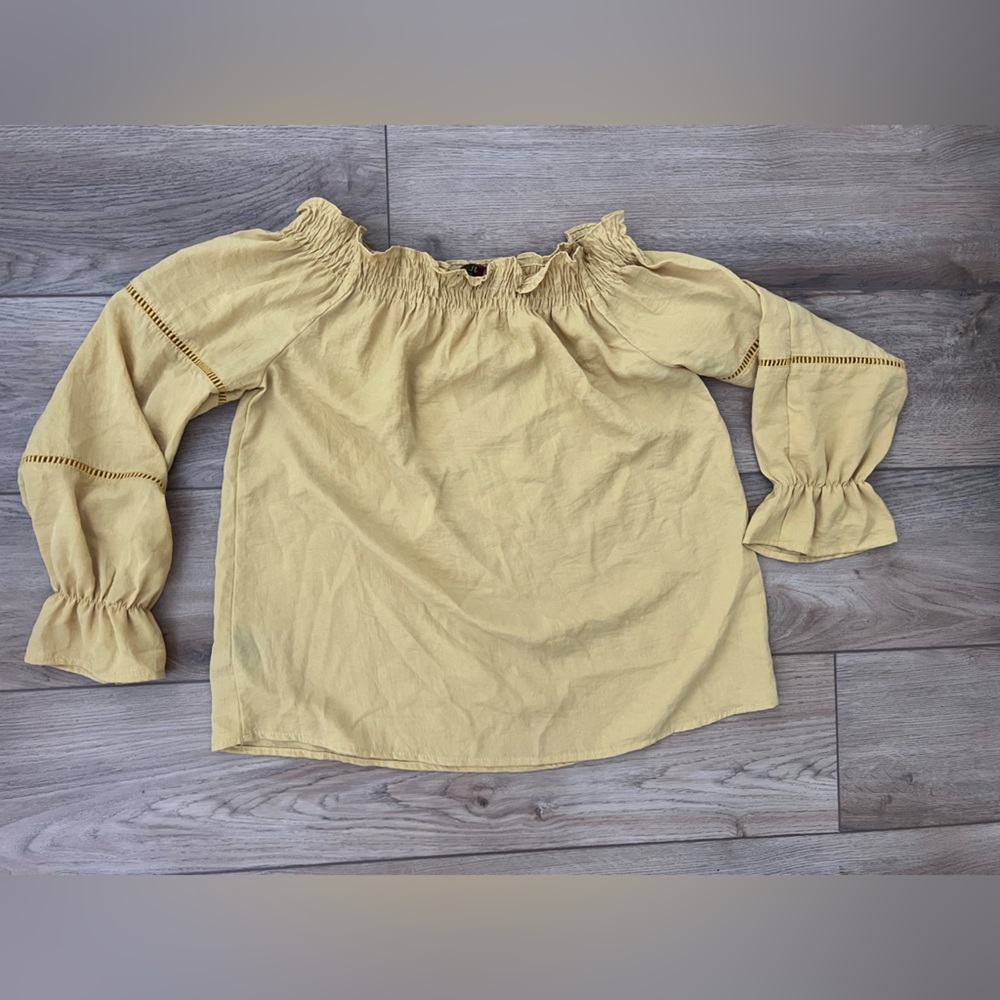 San Julian Off-Shoulder Boho Top – Mustard Yellow – Size Small